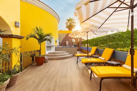 El Encanto Inn & Suites Hotel Boutique — private transfers from Los Cabos Airport