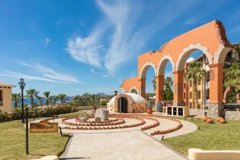 Hacienda Encantada Resort & Residences — private transfers from Los Cabos Airport