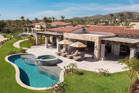 Live Aqua Private Residences los Cabos — private transfers from Los Cabos Airport