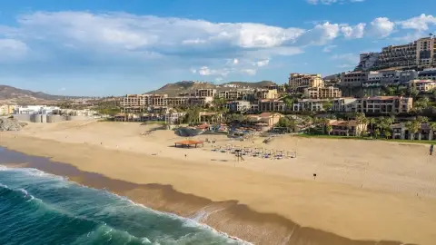Pueblo Bonito Sunset Beach Golf & Spa Resort — private transfers from Los Cabos Airport