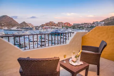 Hotel Tesoro los Cabos — traslados privados desde el aeropuerto de los cabos