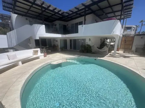 Tierra Madre Cabo Bello — traslados privados desde el aeropuerto de los cabos