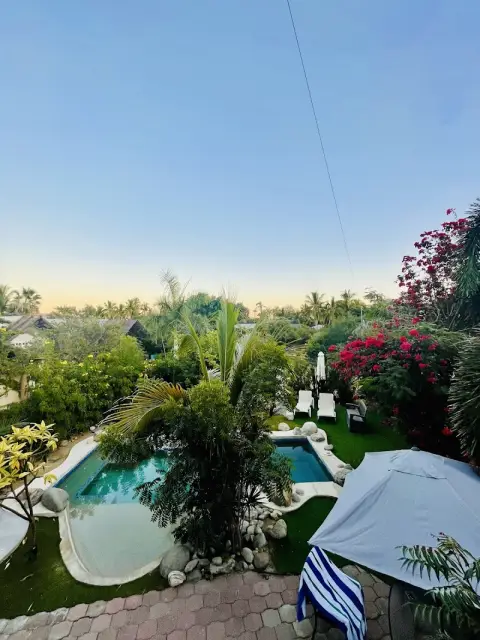 Tropical Oasis — private transfers from Los Cabos Airport