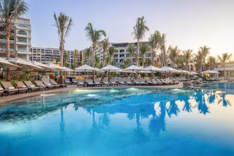 Villa la Valencia Beach Resort & Spa los Cabos, México — traslados privados desde el aeropuerto de los cabos